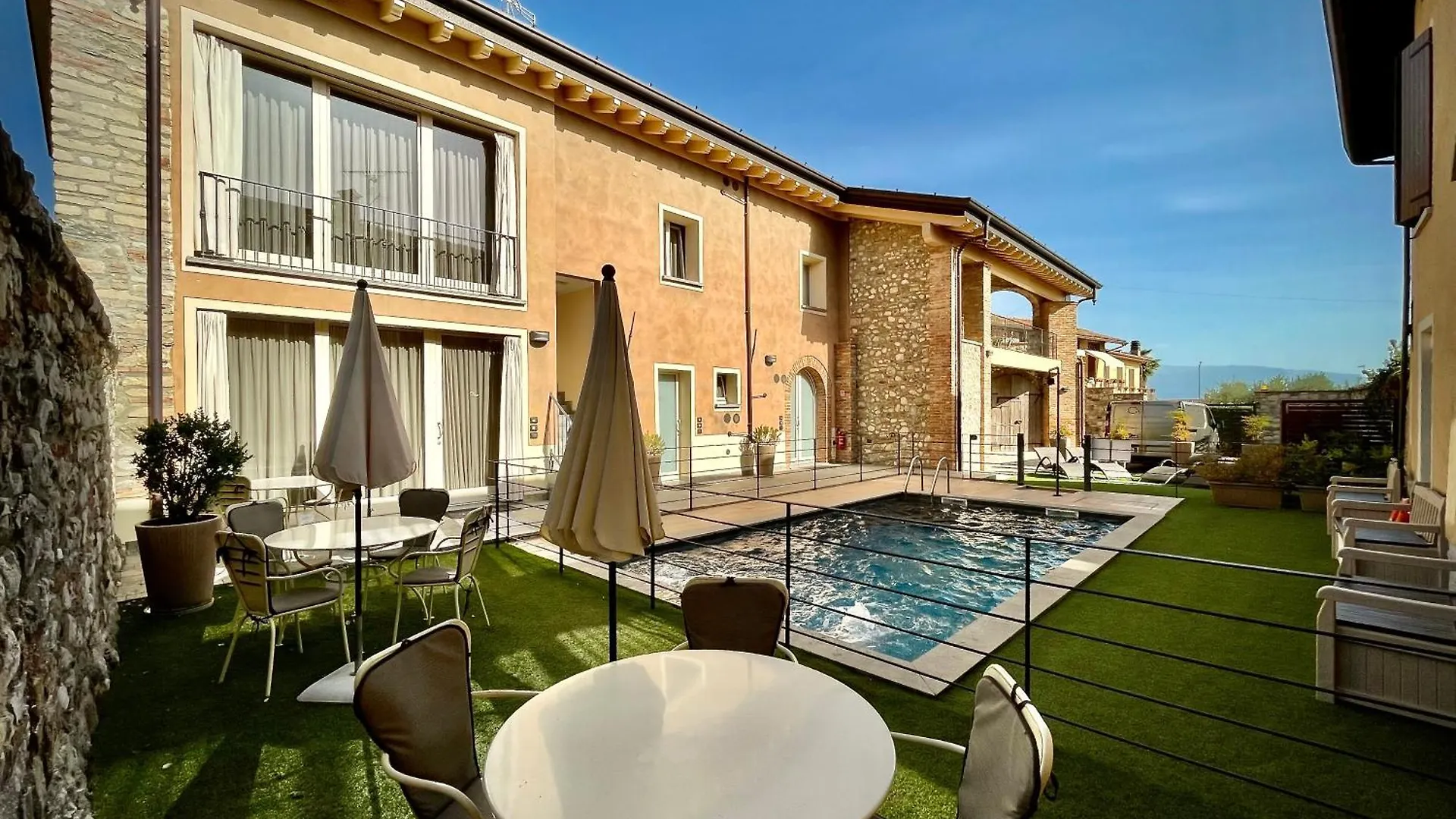 Villa Fontanelle Gardapartments Polpenazze del Garda