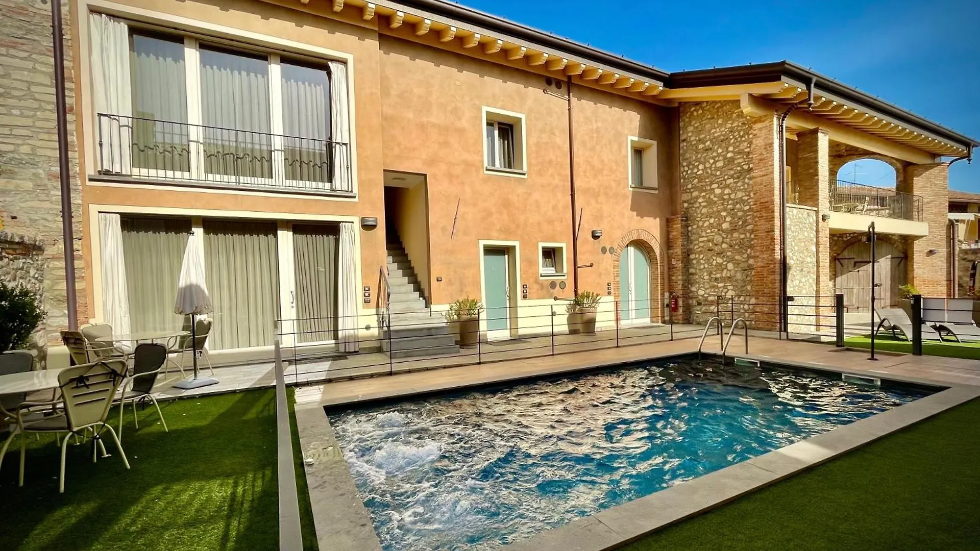 Villa Fontanelle Gardapartments Polpenazze del Garda