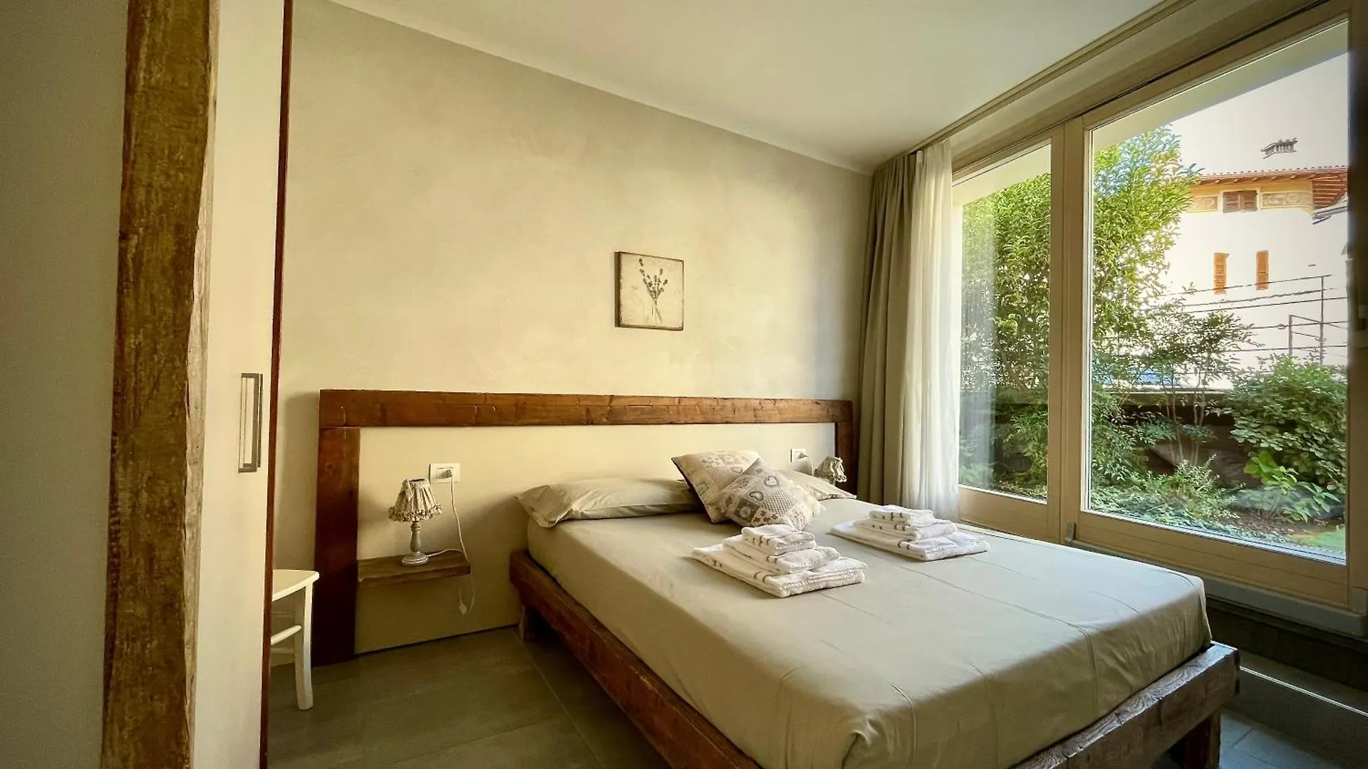 Villa Fontanelle Gardapartments Polpenazze del Garda Italy