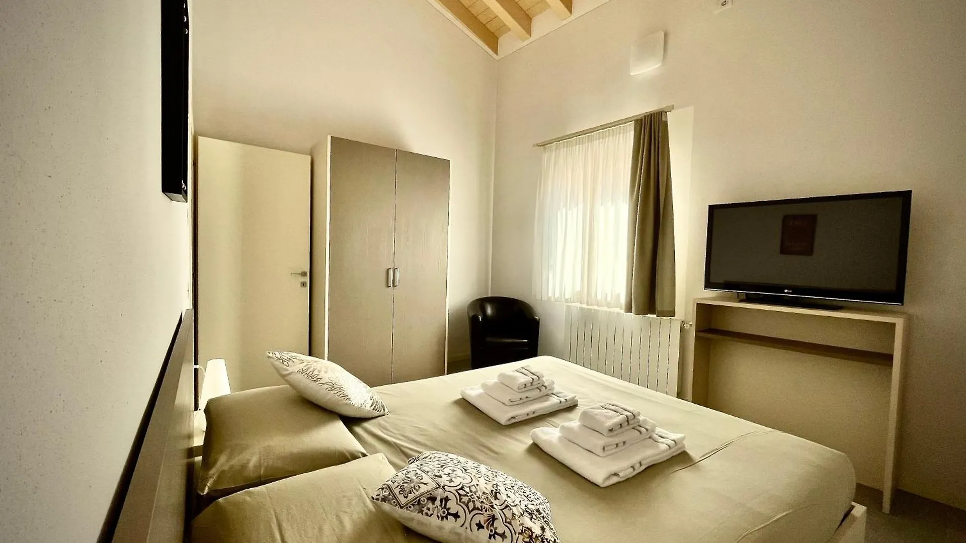 Villa Fontanelle Gardapartments Polpenazze del Garda Appartement