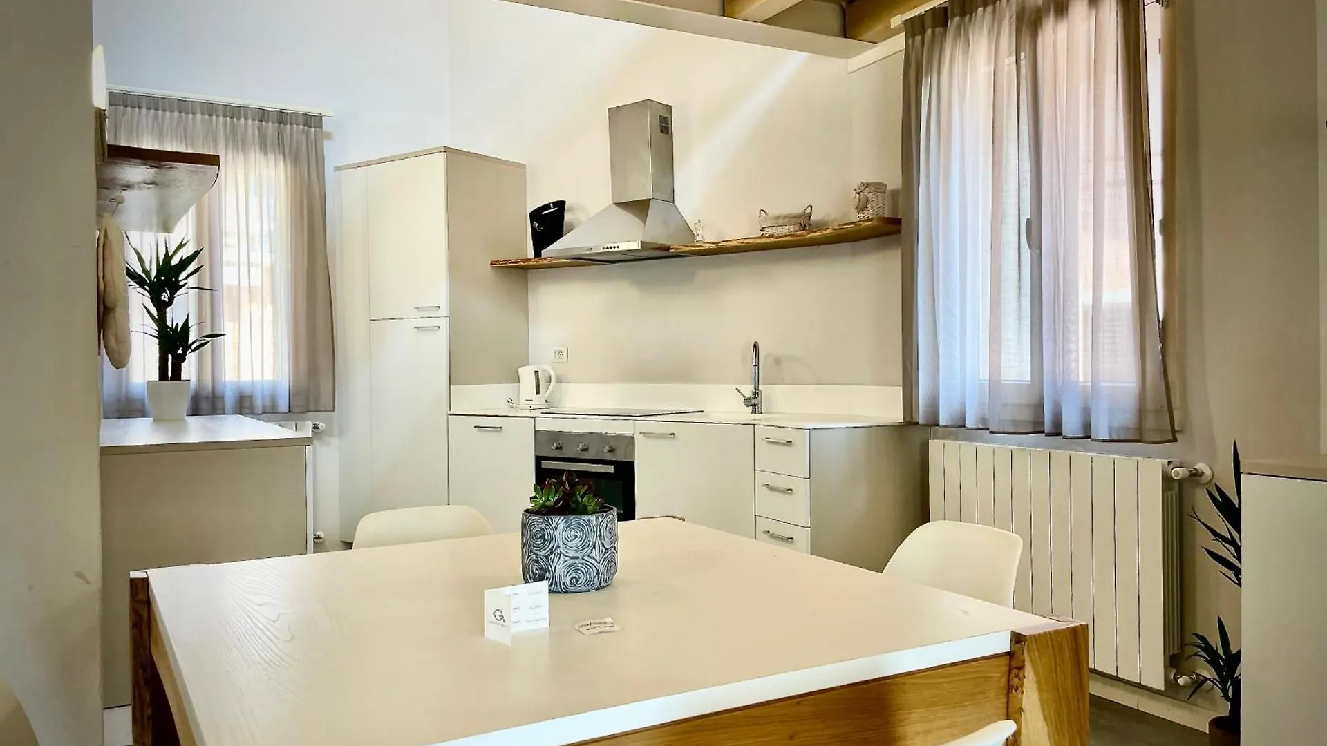 Appartement Villa Fontanelle Gardapartments Polpenazze del Garda Italië
