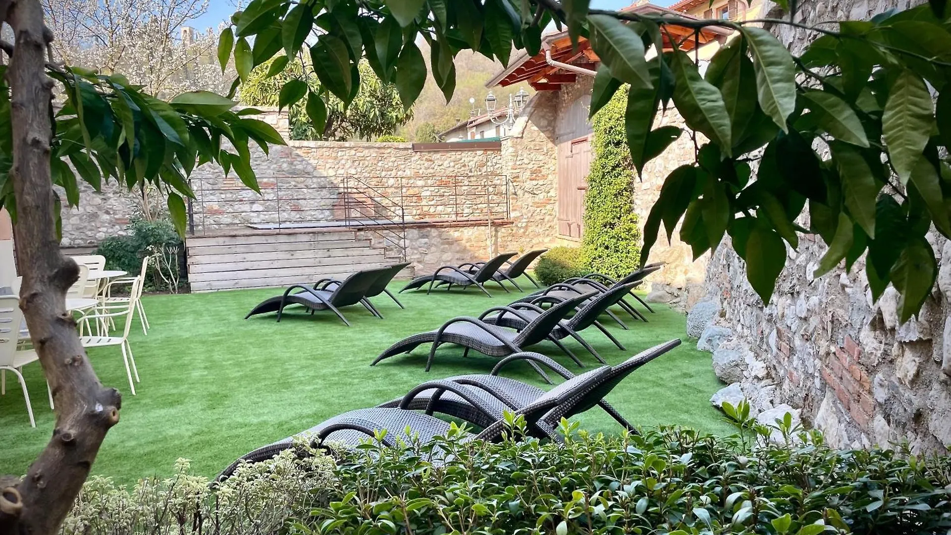 Villa Fontanelle Gardapartments Polpenazze del Garda